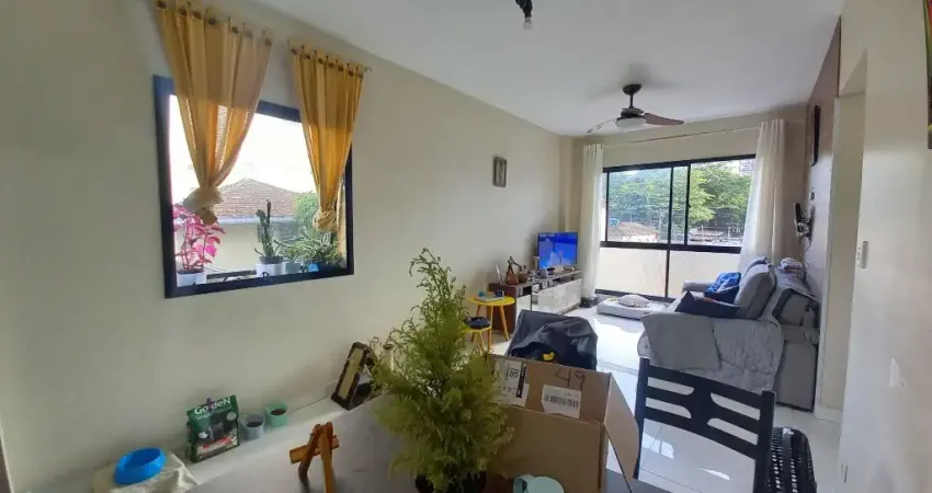 Apartamento 2 Dormitórios com Suíte, Conceito Aberto, Arejado e Bem Iluminado no Centro de São Vicente