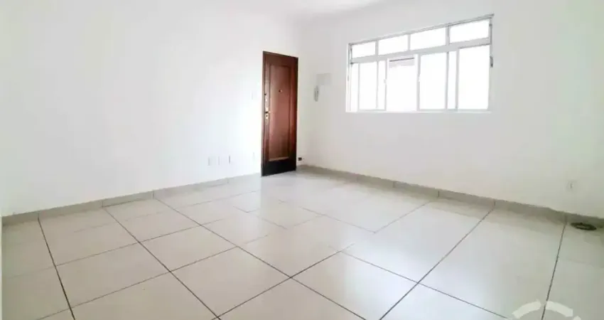 Apartamento 2 dorm / 2 banheiros / 1 vaga no Embaré.