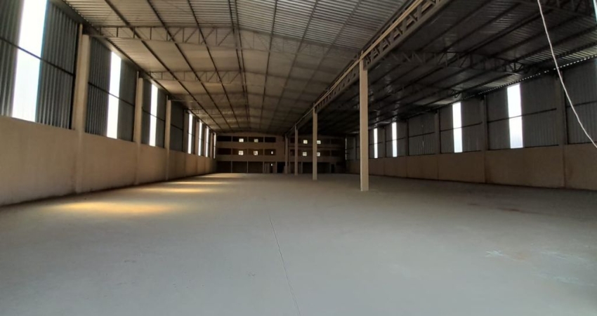 Galpão à venda 2,100m² de área construída Sendo 1,800m² de Piso ,Bairro Jardim Encantado Vespasiano -Rodovia Mg 424
