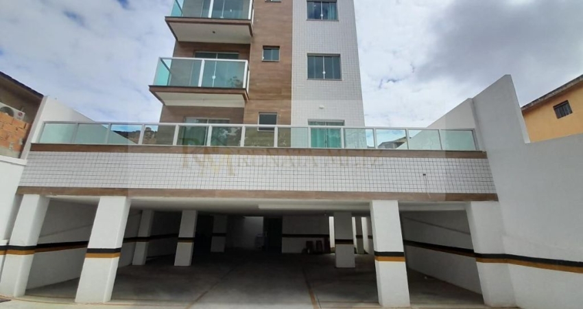 Cobertura com 3 Quartos e 3 banheiros à Venda, 120 m² - Bairro Santa Monica  Excelente localização perto do principal ponto Comercial do bairro.
