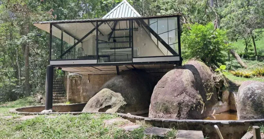 Sítio para Venda em Mogi das Cruzes, Botujuru, 2 dormitórios, 1 suíte, 2 banheiros