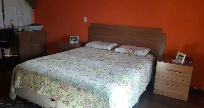 Sobrado para Venda em São Paulo, Parque das Paineiras, 3 dormitórios, 1 suíte, 3 banheiros, 6 vagas