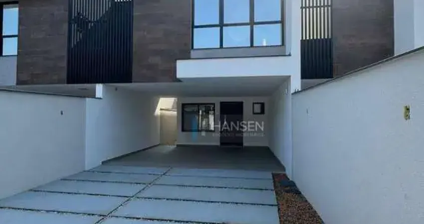Sobrado com 3 suítes à venda, 161 m² por R$ 990.000 - Saguaçu - Joinville/SC
