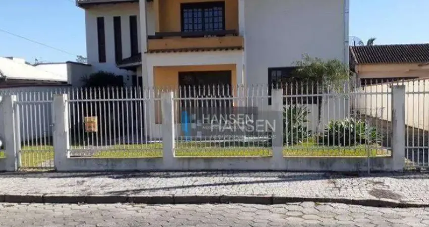 Casa com 1 suíte + 3 dormitórios à venda, 280 m² por R$ 1.200.000 - Guanabara - Joinville/SC