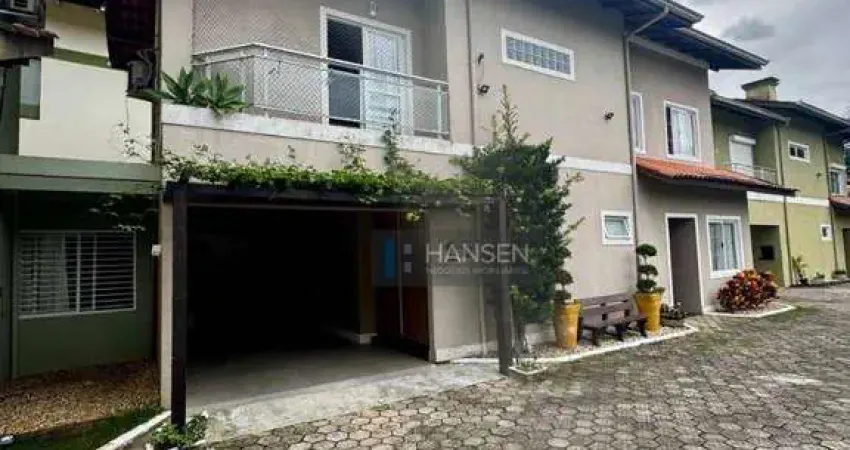 Sobrado com 1 suíte + 2  dormitórios à venda, 127 m² por R$ 940.000 - Glória - Joinville/SC