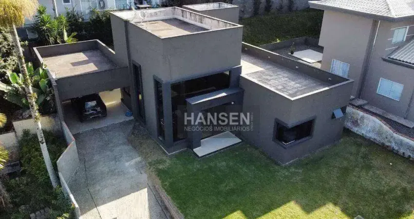 Casa com 1 suíte  + 2  dormitórios à venda, 214 m² por R$ 950.000 - Boa Vista - Joinville/SC