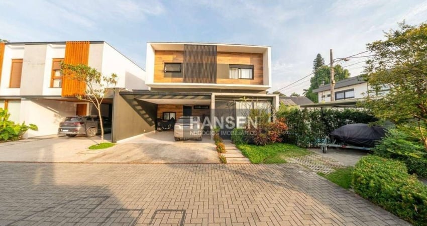 Sobrado com 3 suítes à venda, 300 m² por R$ 3.690.000 - América - Joinville/SC