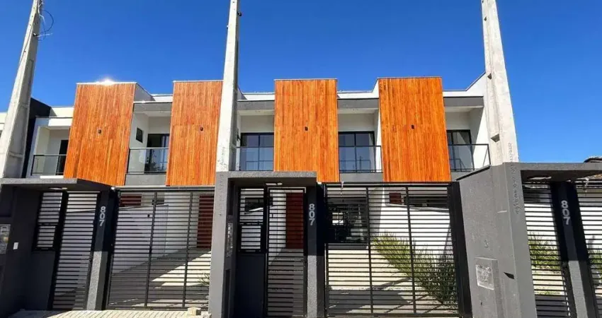 Sobrado com 1 suíte + 2  dormitórios à venda por R$ 584.000 - Iririú - Joinville/SC