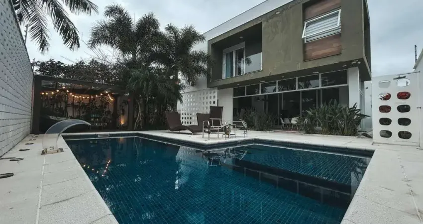Casa averbada, alto padrão  com 3 suítes à venda, 358 m² por r$ 3.290.000 - glória - joinville/sc