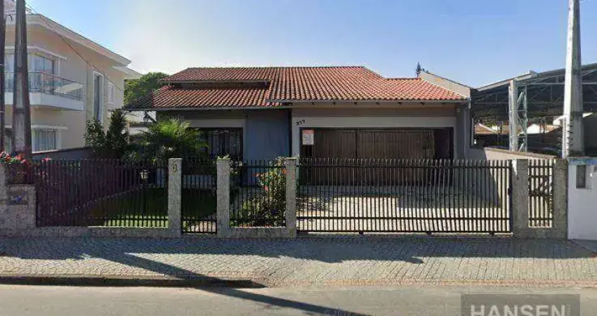 Casa com 1 suíte + 2 dormitórios à venda, 200 m² por r$ 1.200.000 - floresta - joinville/sc