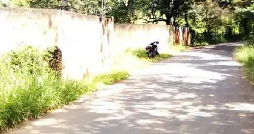 Terreno à venda na Zona Rural, Confins 