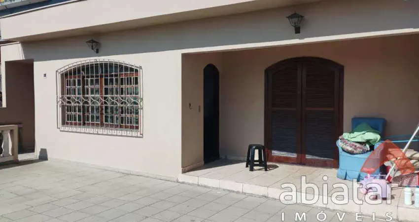 Casa com 3 quartos, 3 vagas de garagem, 185m² no Jd das Esmeraldas