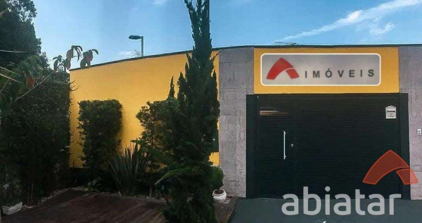 Casa Comercial à Venda com 110m² e 2 Vagas – Centro de Taboão da Serra