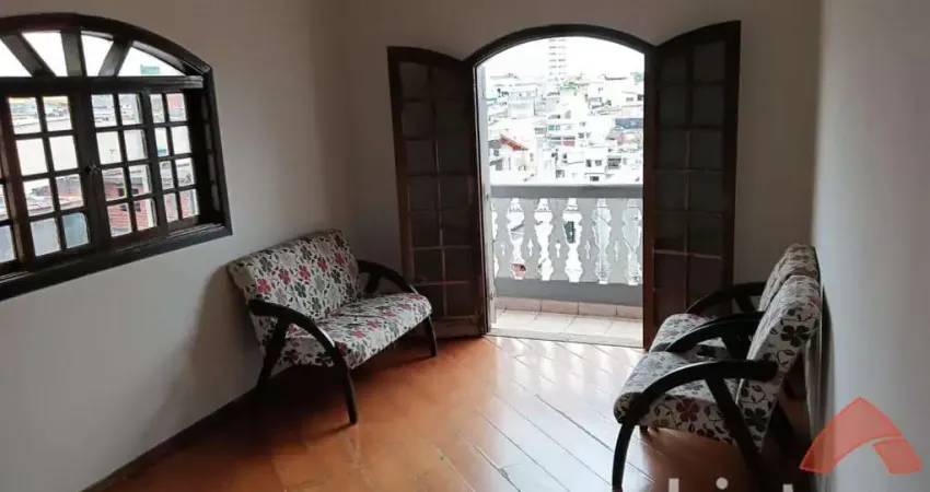 Sobrado à Venda no Jardim Record – 5 Dormitórios, Suíte com Banheira e 4 Vagas