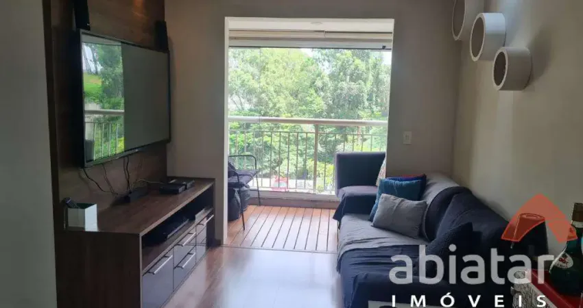 Apartamento à Venda com 3 Dormitórios (1 Suíte) no Jardim Henriqueta – Taboão da Serra