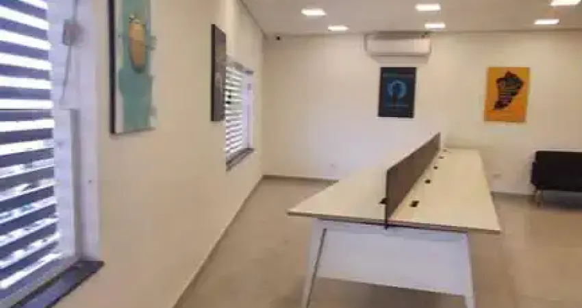 EXCELENTE SALA PARA LOCAÇÃO NO CENTRO DO TABOÃO - SP