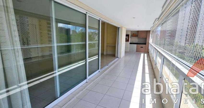 Apartamento à venda no Panamby 4 dormitórios sendo 3 suítes e 3 vagas de garagem.