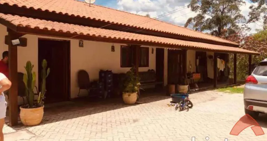 Casa condomínio GreenValley, com 4 dormitorios , 1 suíte com closet