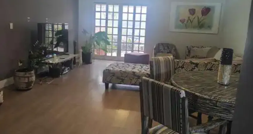 Casa com 3 quartos à venda na Rua Angola, Parque Monte Alegre, Taboão da Serra