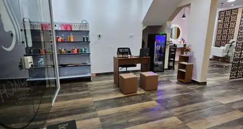 Salão Comercial para Locação – Embu - Jardim Castilho