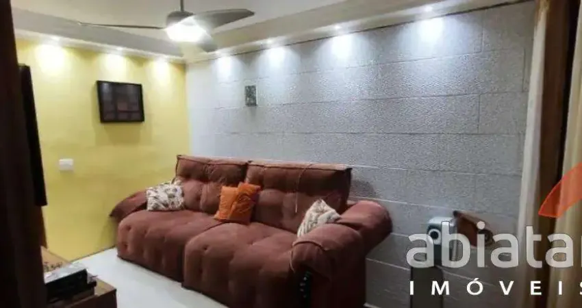CASA À VENDA TABOÃO DA SERRA  2 DORMS E 2 VAGAS DE GARAGEM
