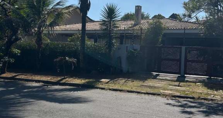 Casa térrea no Caxingui com piscina, 3 dorms, edícula e espaço gourmet!