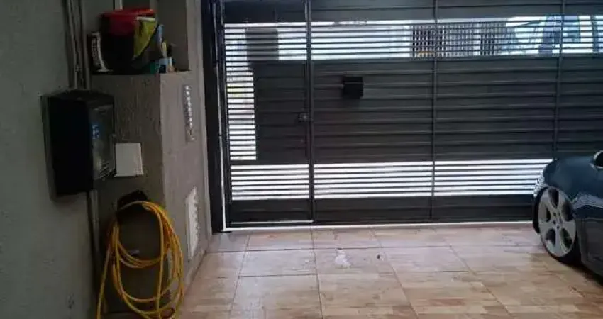 Casa com 3 dormitórios à venda próximo ao Centro do Campo Limpo – suíte, 2 vagas!