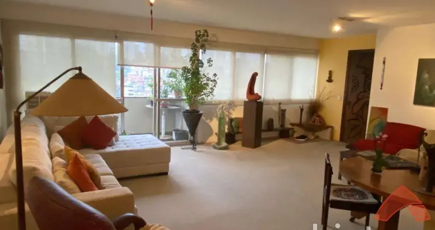 Apartamento 142m² | 3 Dorms (1 Suíte) | 2 Vagas | Varanda |