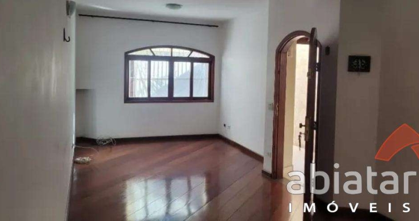 Casa com 3 quartos para alugar na Avenida José Maria da Silva Paranhos, Jardim Monte Kemel, São Paulo