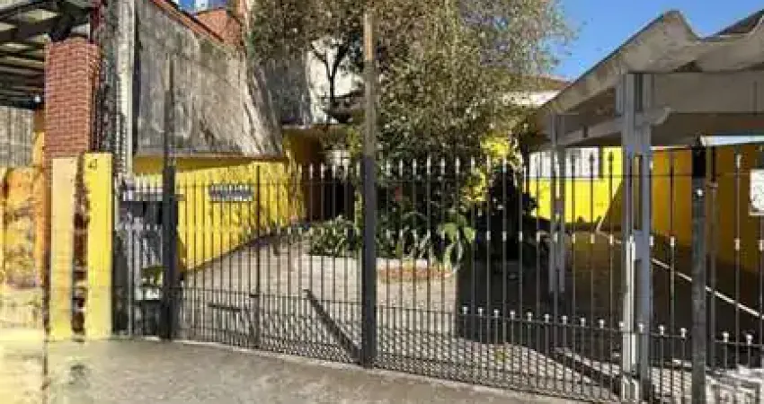 Casa com 2 quartos para alugar na Rua Martinho Lutero, Jardim Campo Limpo (Zona Norte), São Paulo