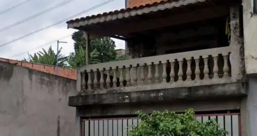 Sobrado à venda no jardim vitória com 2 casas independentes e garagem