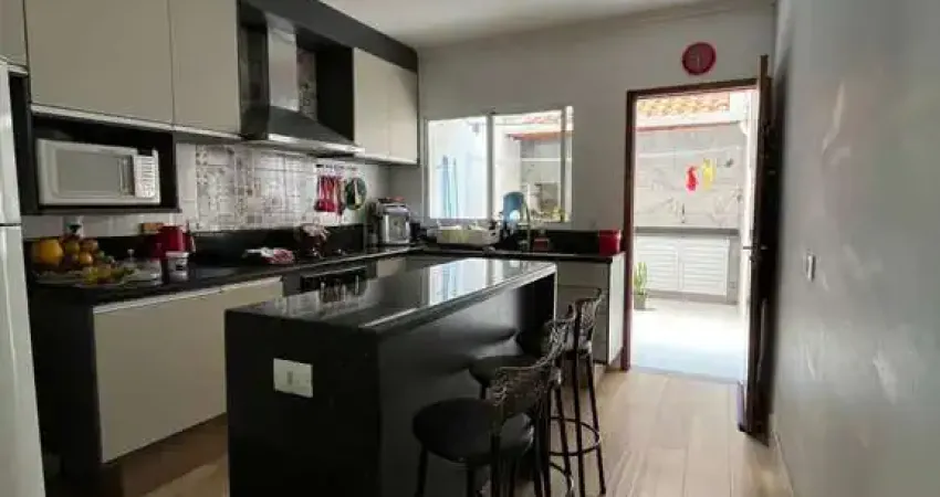 Sobrado à venda no jardim umarizal  3 dormitórios, 2 suítes e espaço gourmet