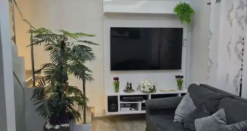 Casa com 3 quartos à venda na Rua Ademir de Jesus, Jardim Sílvio Sampaio, Taboão da Serra