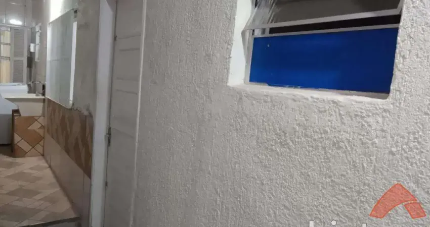 Kitnet / Stúdio para alugar na Rua Edval de Souza, 87, Jardim Três Irmãos, Taboão da Serra