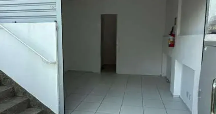 Salão comercial para locação no jardim maria rosa 45 m² taboão da serra sp