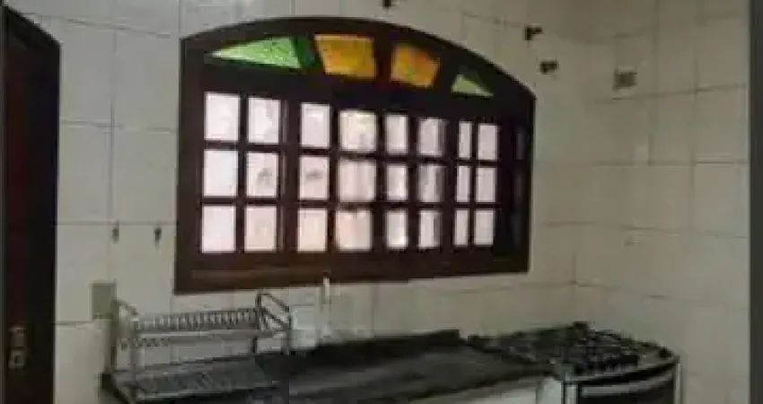 Sobrado à venda e para locação  2 dormitórios, quintal e sacada  cidade intercap  taboão da serra/sp