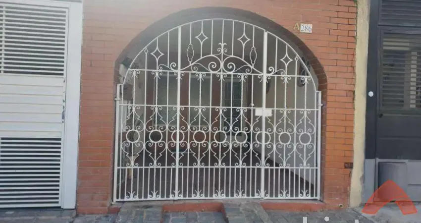 Sobrado à Venda no Jardim Taboão 2 Dormitórios, Quintal e Sacada Taboão da Serra/SP