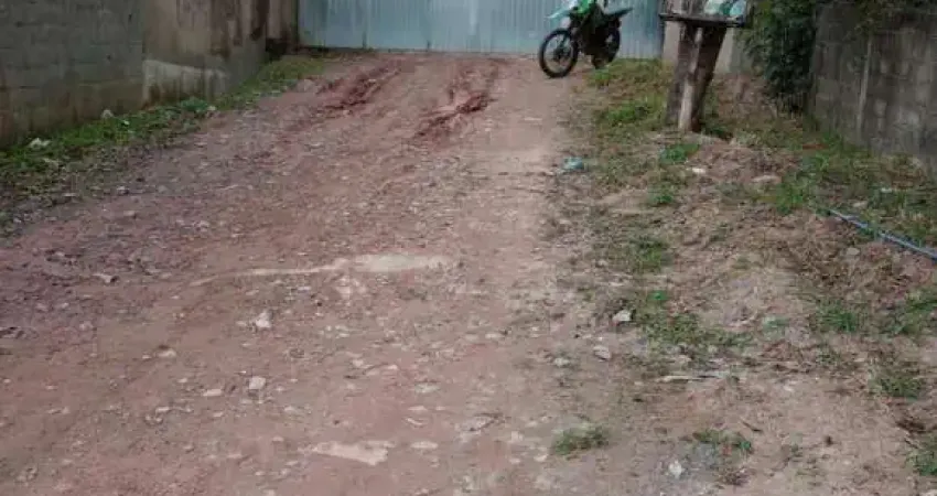 Terreno à venda com 150m² em condomínio fechado Ressaca Embu das Artes/SP