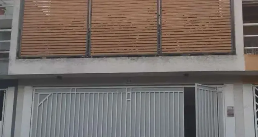 Casa à venda e locação com 180m² 3 suítes Butantã São Paulo/SP