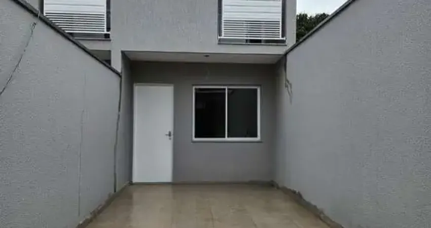 Casa sobrado à venda com 83m² 2 suítes e 2 vagas Jardim Ester São Paulo/SP