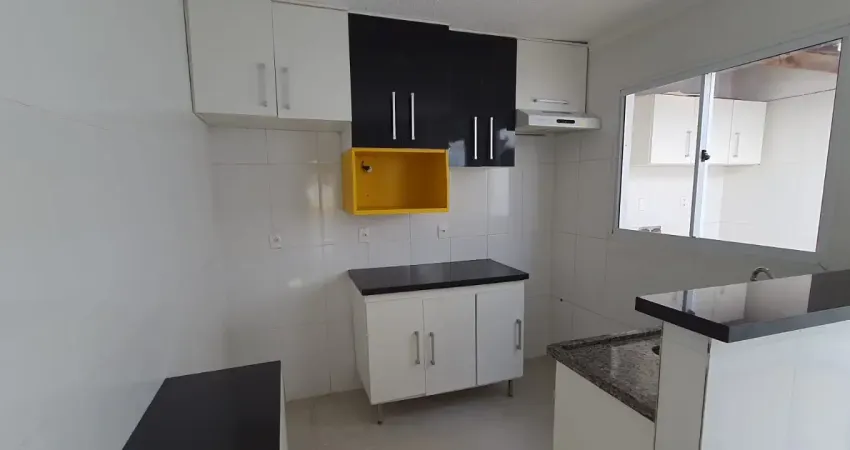 Linda casa a venda no condomínio parque da liberdade 5 com dois dormitórios sendo uma suite com closet pronta para morar ou gerar renda com aluguel