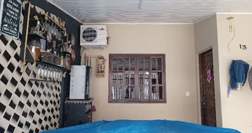 Casa com 2 quartos à venda na Rua da Lua, Sítio Cercado, Curitiba
