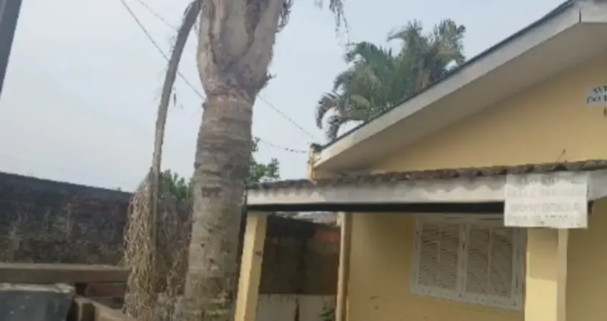 Casa  com 3 quartos e duas suites a venda balneário de canoas em pontal do pr