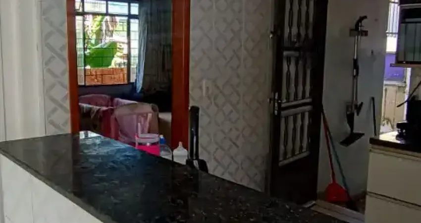 Terreno com casa com 110 m construído bairro sitio cercado curitiba/pr