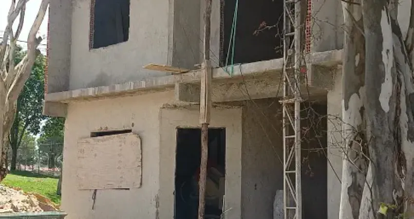 Triplex novo 3 quartos com suite,bairro sitio cercado curitiba/pr