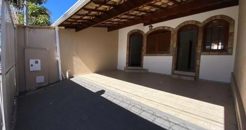 Casa com 3 quartos à venda na Bernardino Oliveira Pena, 72, São João Batista, Belo Horizonte
