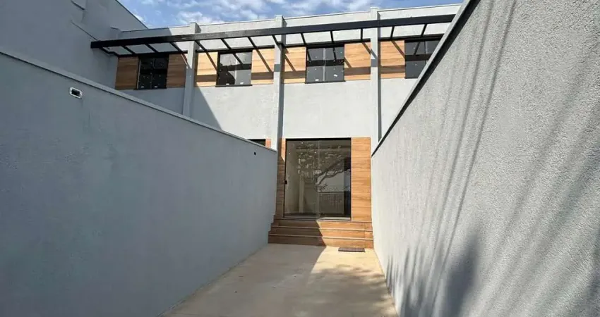 Casa com 2 quartos à venda na Rua dos Bororós, 426, Santa Mônica, Belo Horizonte