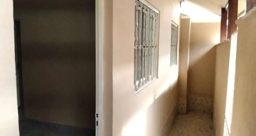 Casa com 1 quarto para alugar na Alfredo Alves Pinto, 180, São João Batista, Belo Horizonte