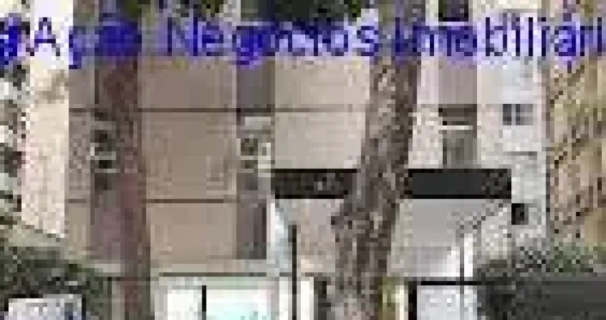 Conjunto comercial 94m², 02 banheiros e 02 vagas de garagem.  Condomínio com segurança e recepção.  Excelente localização