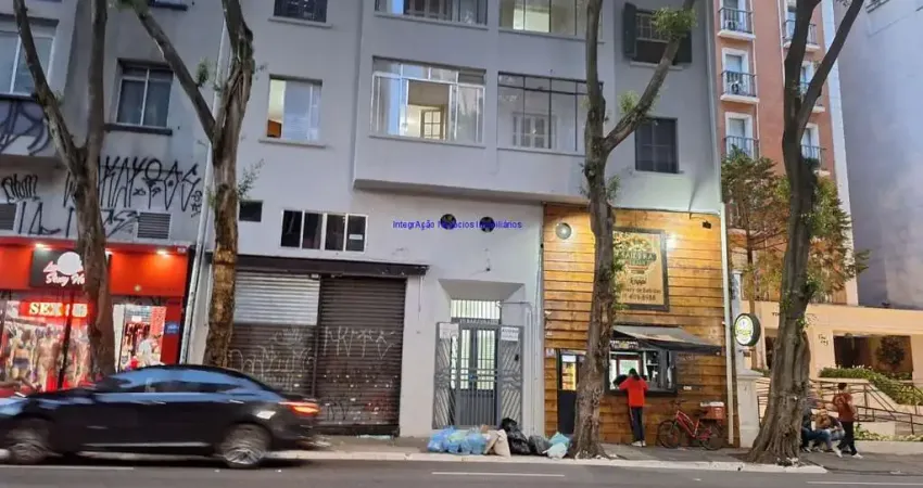 Apartamento 90m², 02 dormitórios e 01 banheiro. Condomínio com segurança e portaria. Excelente localização